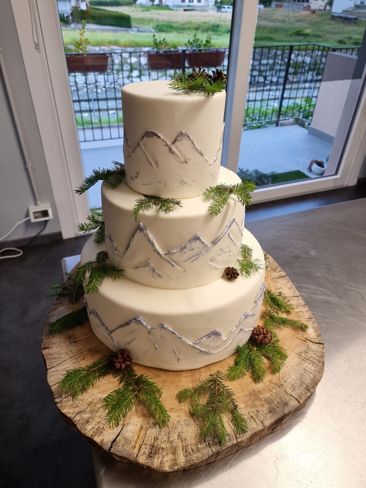 torta matrimonio montagna Valchiavenna